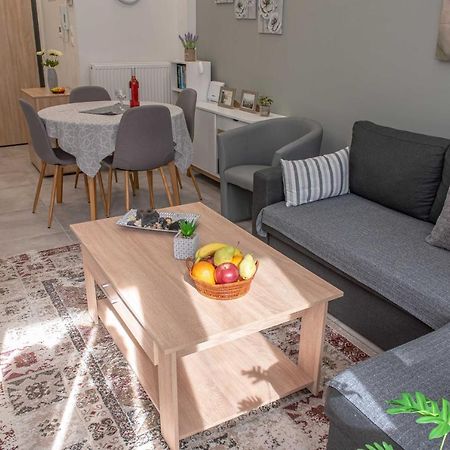 Aitolou Apartment Near The Sea Thessaloníki Exteriör bild